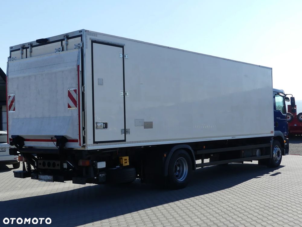 MAN TGM 18.290 / CHŁODNIA + WINDA / AUTOMAT / - 10