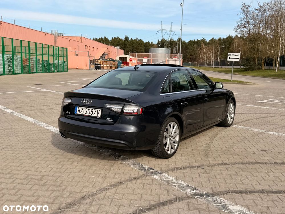Audi A4 Limousine 2.0 TFSI Quattro Line S tronic - 8
