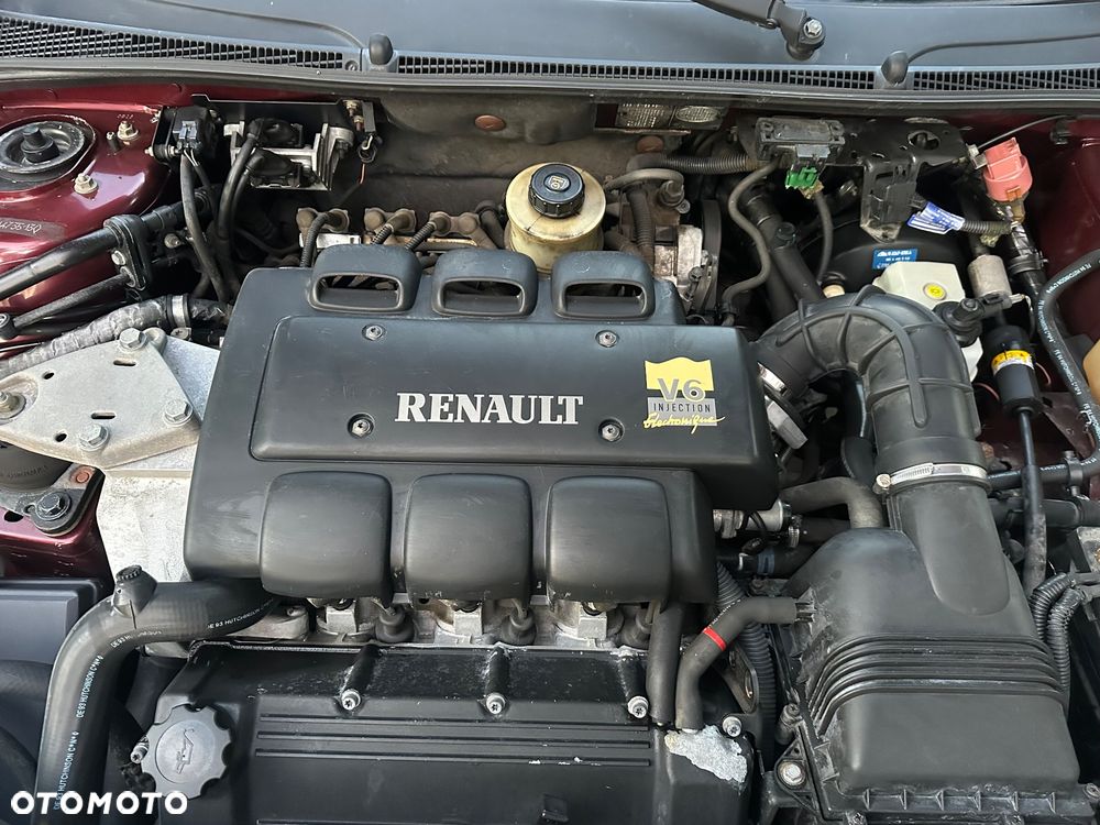 Renault Laguna 3.0 - 21