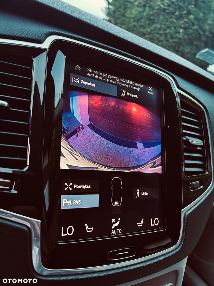 Volvo XC 90 - 18
