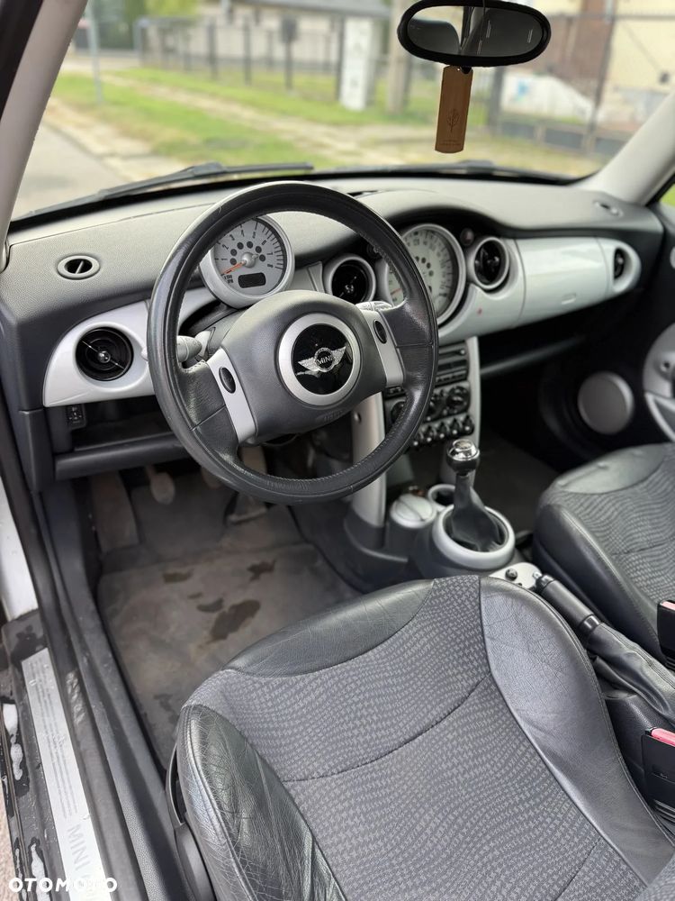 MINI ONE Standard - 15