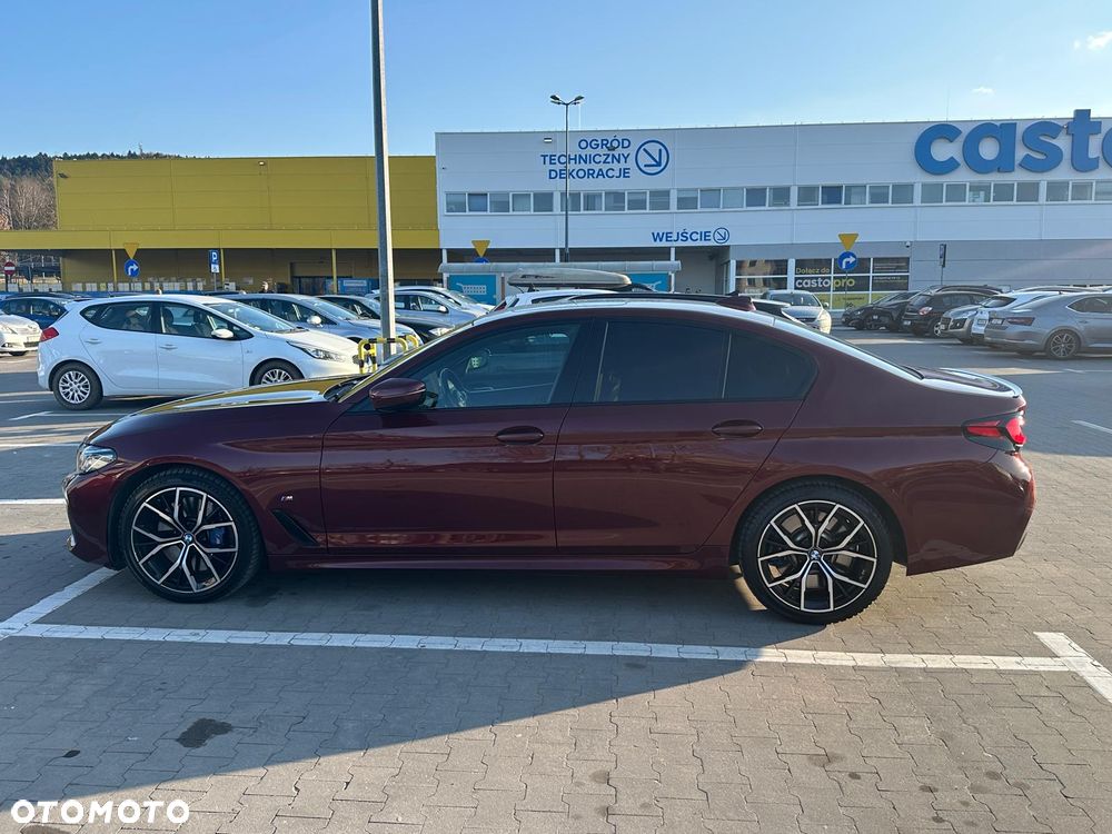 BMW Seria 5 540d xDrive mHEV M Sport sport - 13