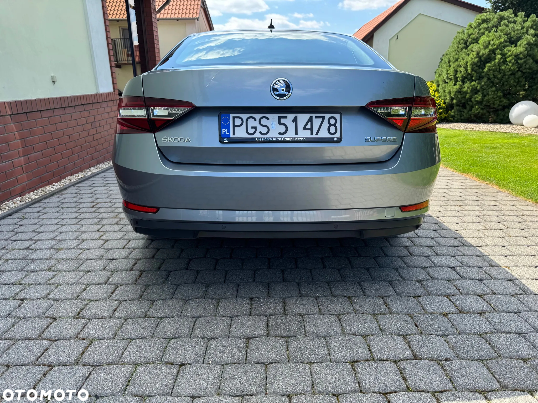 Skoda Superb 2.0 TDI Ambition DSG - 4