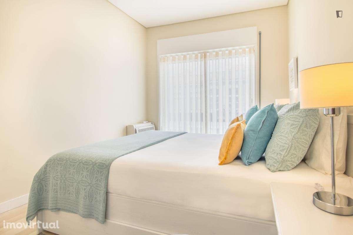 Apartamento com 1 quartos - localizado em Santo Ildefonso Porto - Grande imagem: 3/22