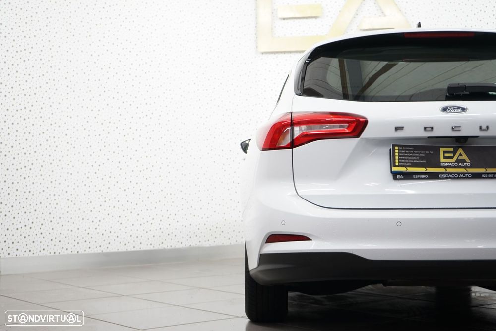 Ford Focus SW 1.5 TDCi EcoBlue Business - 42