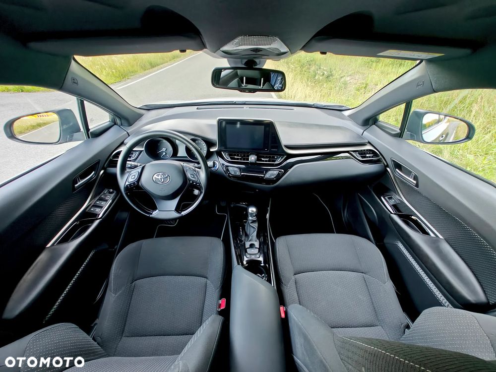 Toyota C-HR - 21