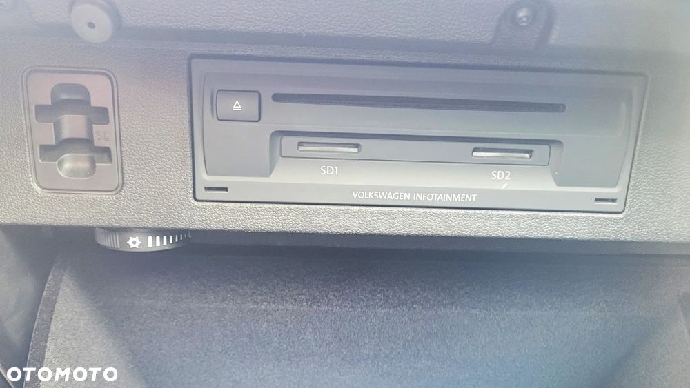 Volkswagen Passat 2.0 TDI (BlueMotion Technology) Highline - 31