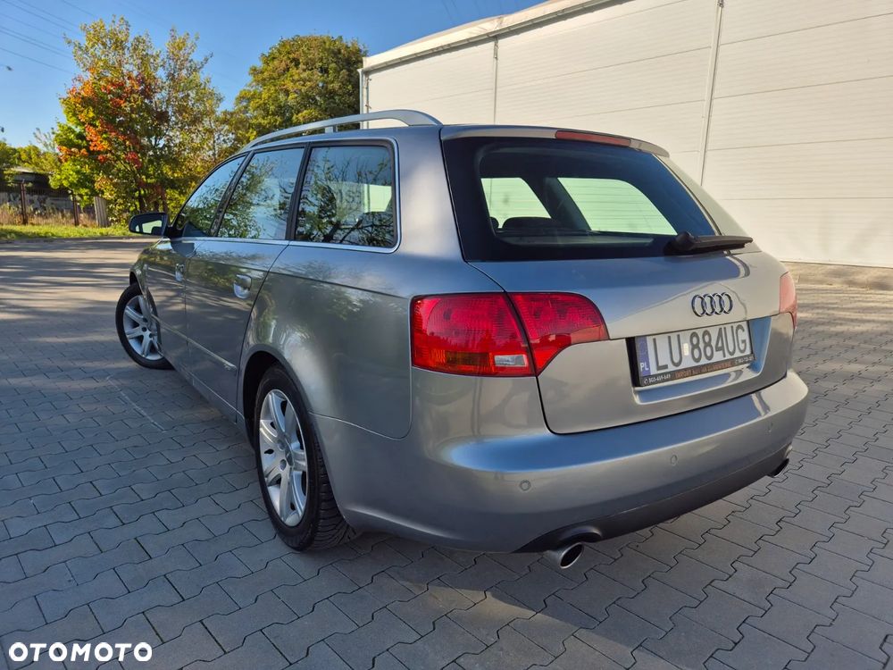 Audi A4 - 4