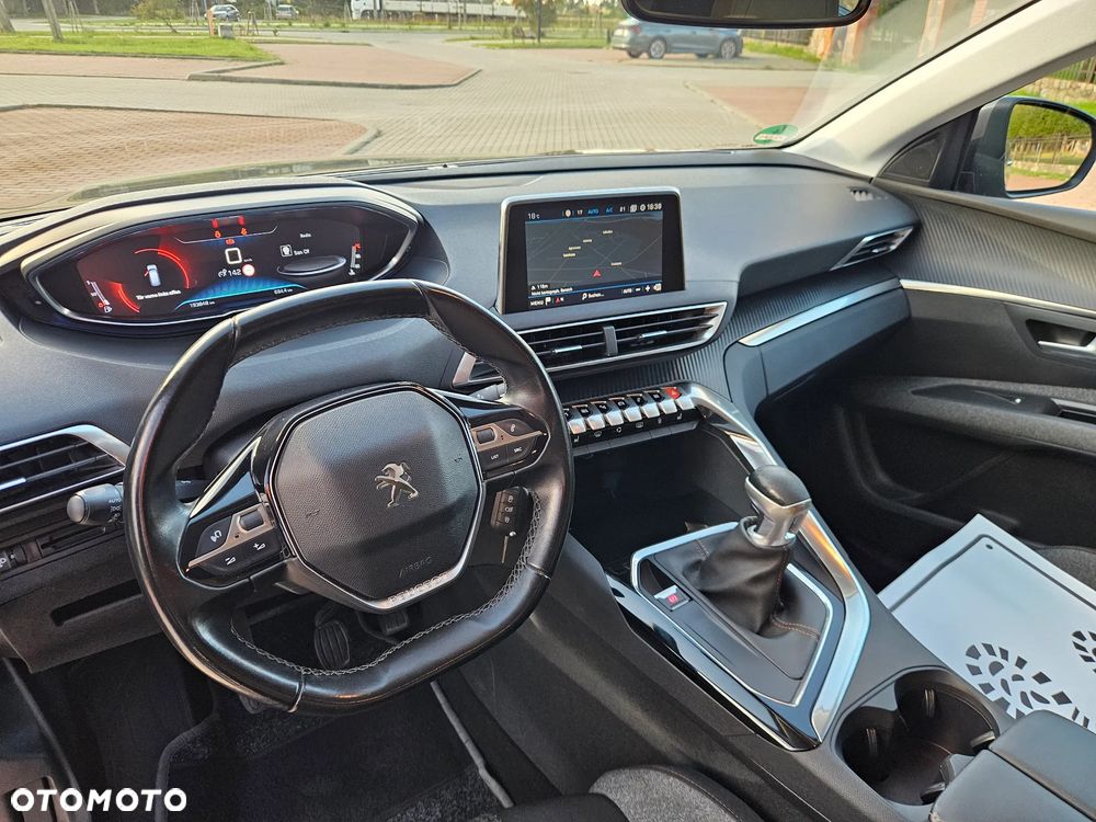 Peugeot 5008 BlueHDi 130 Allure - 9