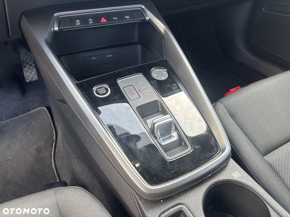Audi A3 Limousine 35 TFSI mHEV S tronic - 16