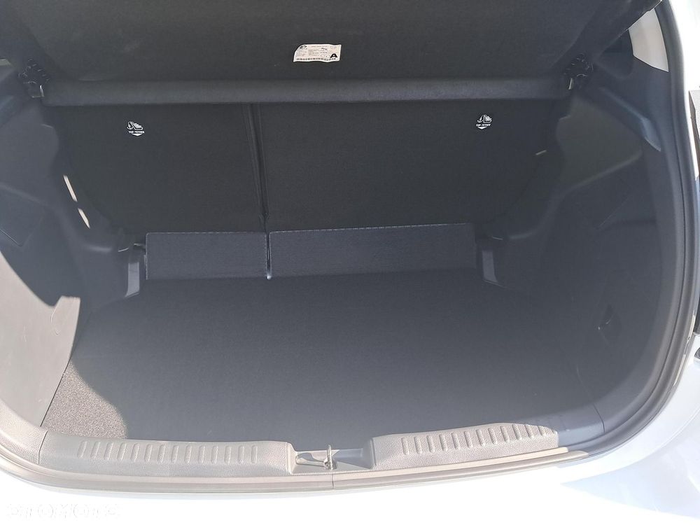 Toyota Yaris Hybrid 1.5 Style - 11