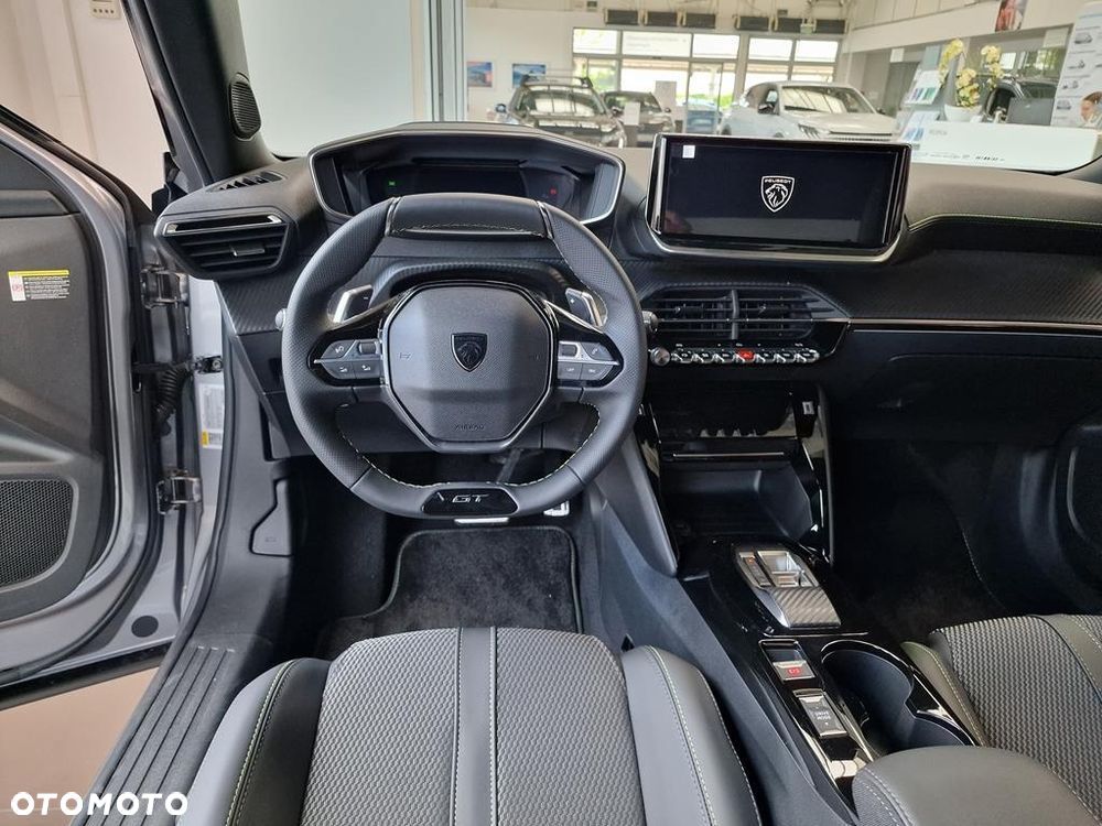 Peugeot 2008 PureTech mHEV GT e-DCS6 - 18
