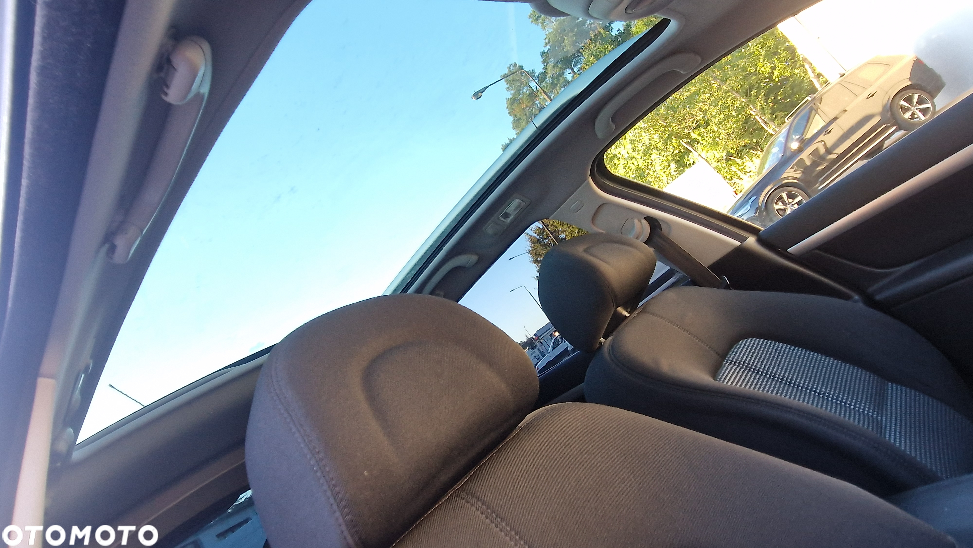 Peugeot 407 2.0 HDI Premium - 24