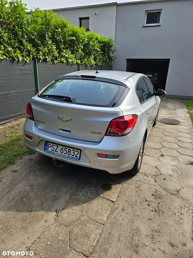 Chevrolet Cruze 1.8 LT+ - 6