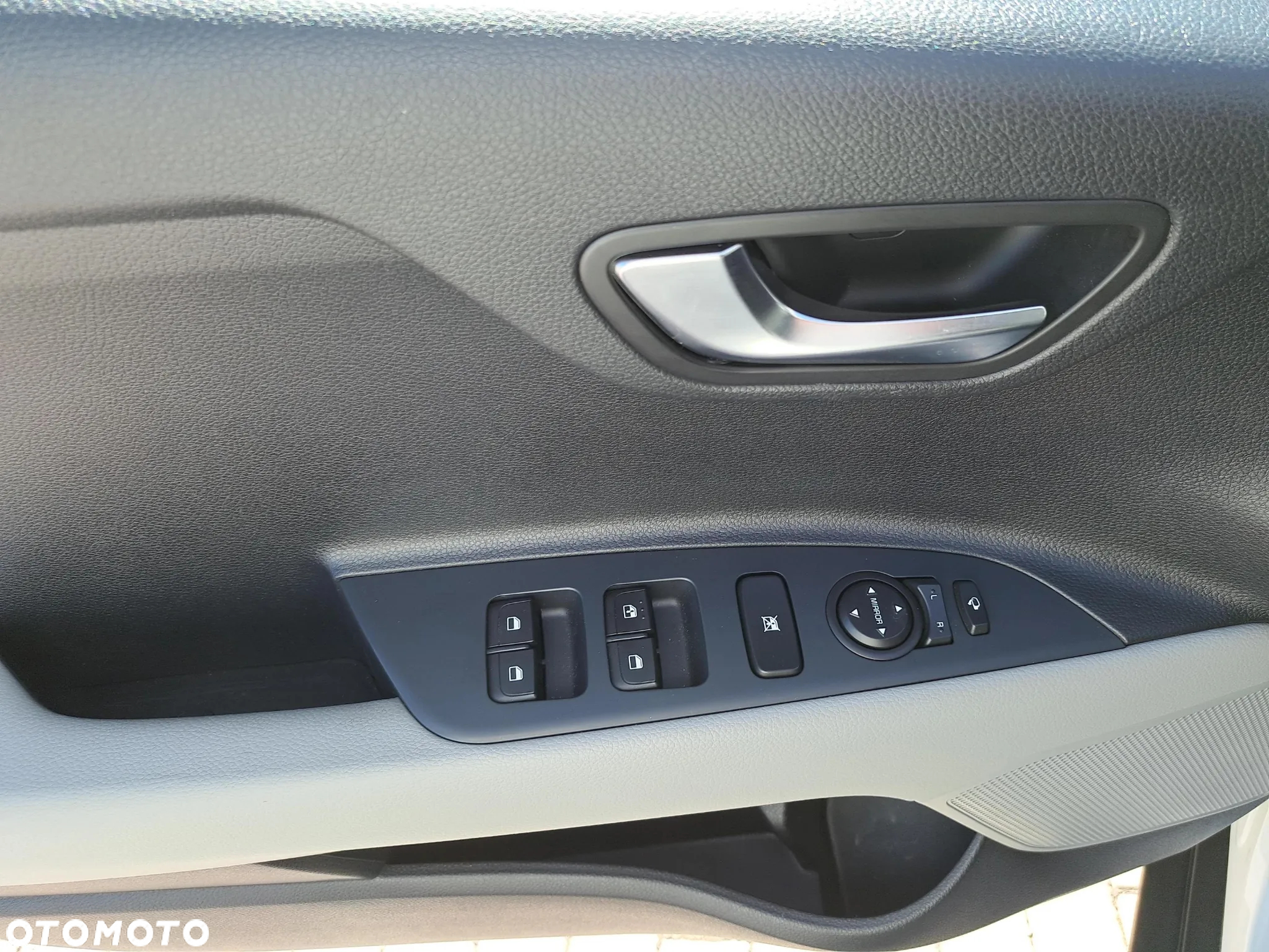 Kia Stonic 1.2 L Business Line - 11