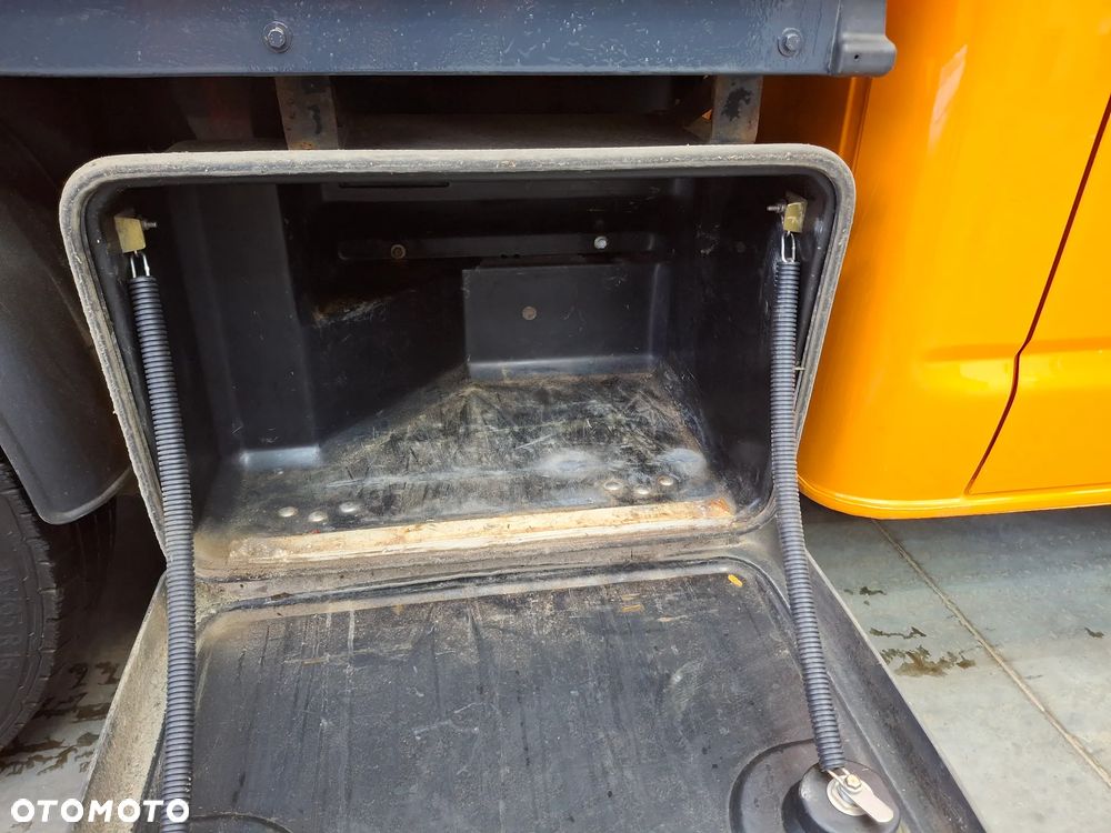 Volkswagen Transporter T5 Lift Doka Brygadówka Serwisowy Drogowy Półki Szuflady Warsztat Auto Warsztat Służba Drogowa Pomarańczowy Mobilny Serwis - 8