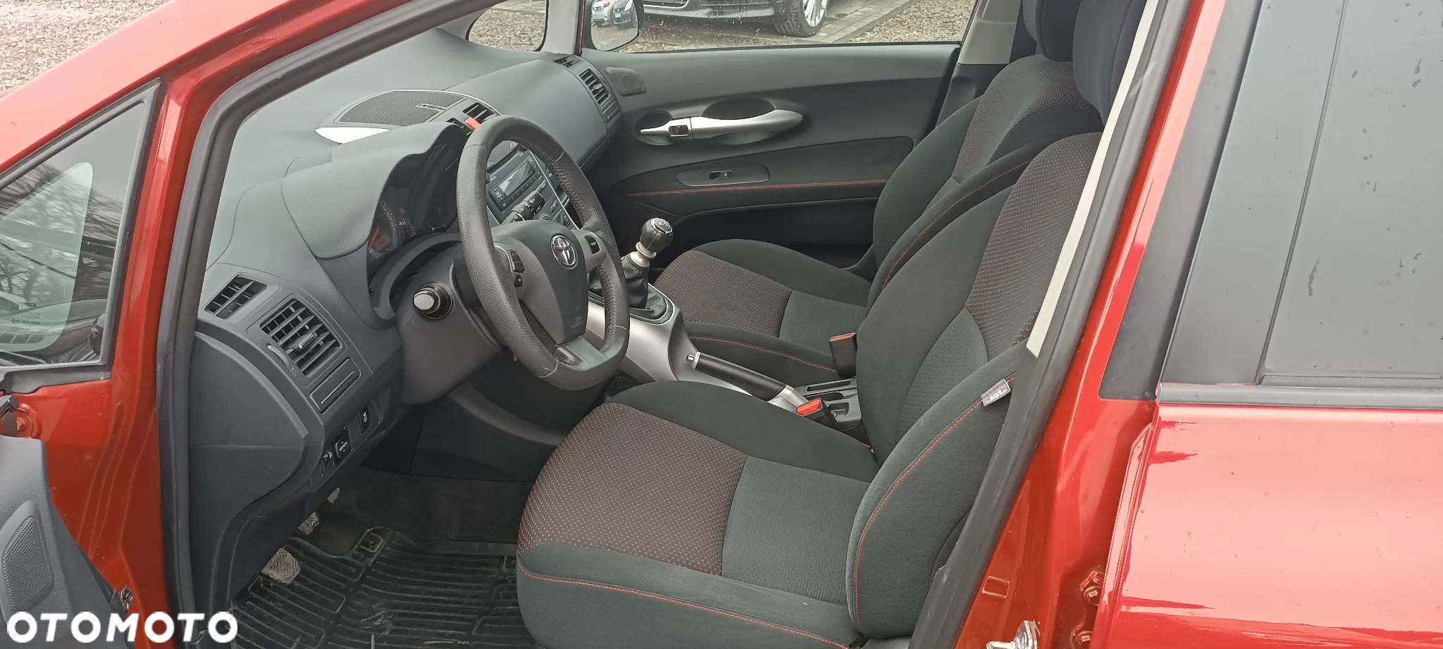 Toyota Auris 1.6 2010 - 5
