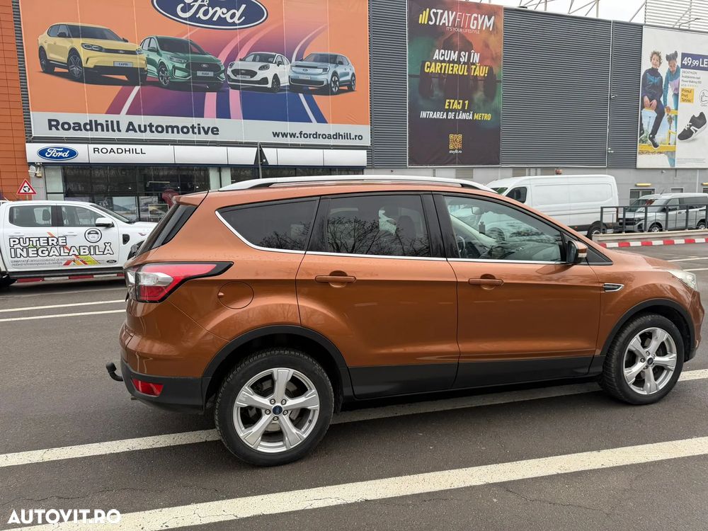 Ford Kuga 2.0 TDCi 4WD Powershift Titanium - 8