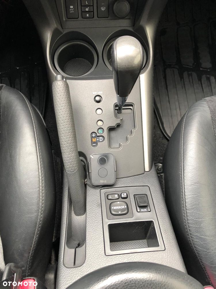 Toyota RAV4 2.2 D-CAT 2010 - 9