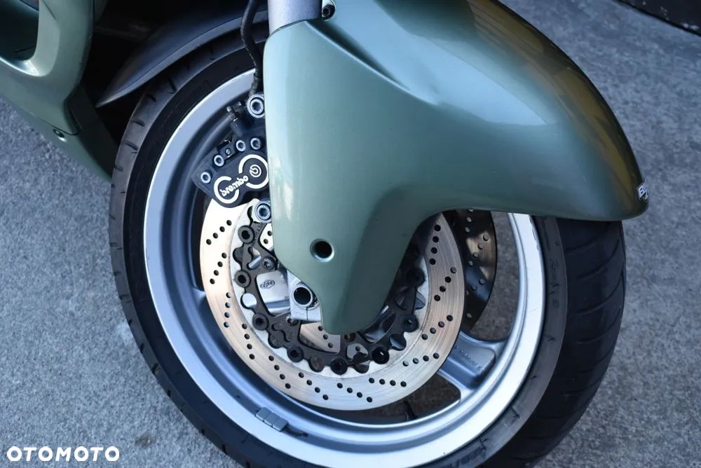 BMW R - 26