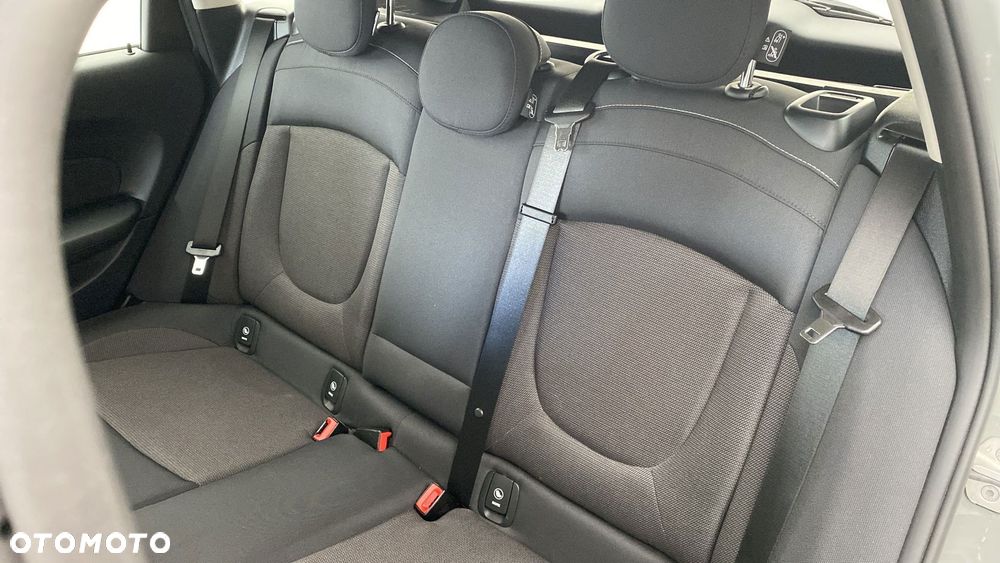 MINI Clubman One - 12