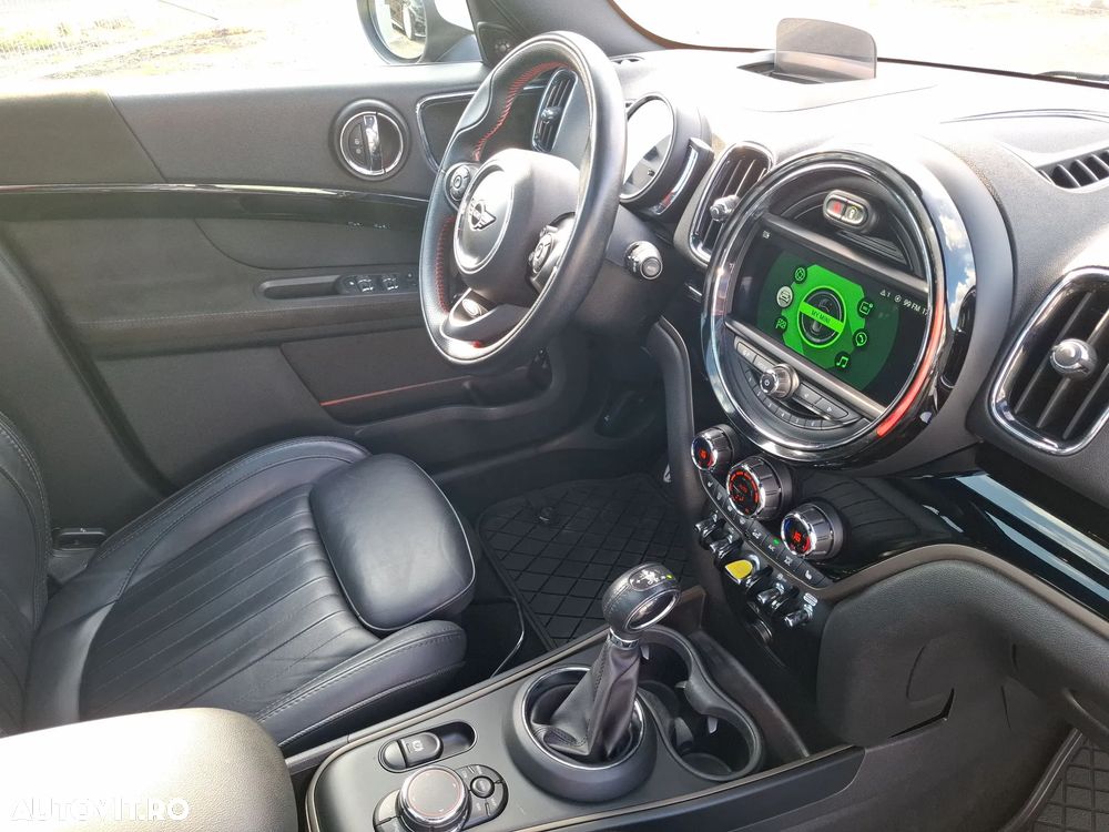 Mini Countryman Cooper S E ALL4 AT - 13