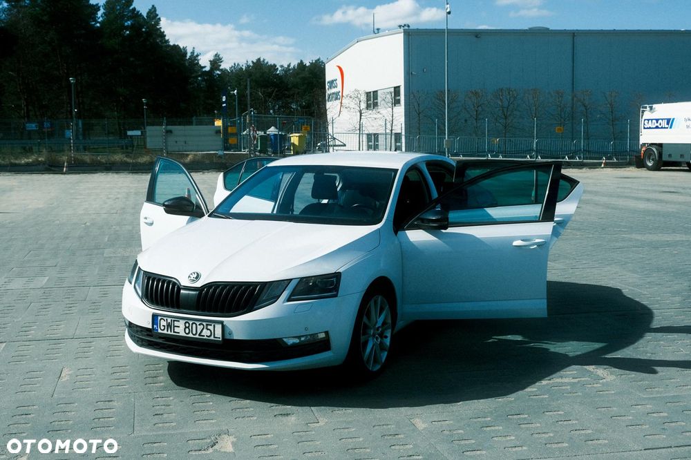 Skoda Octavia 1.5 TSI ACT Style DSG - 8