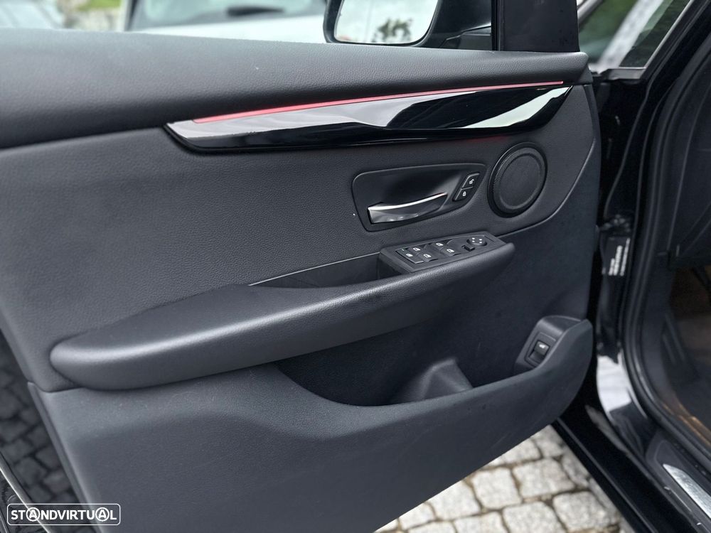 BMW 216 Active Tourer d Line Sport - 17