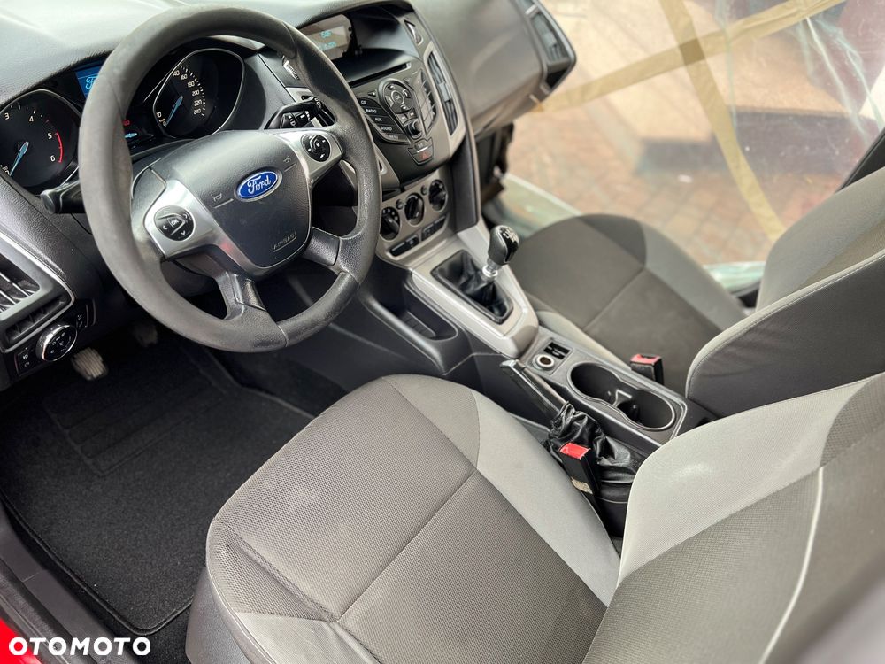 Ford Focus - 11