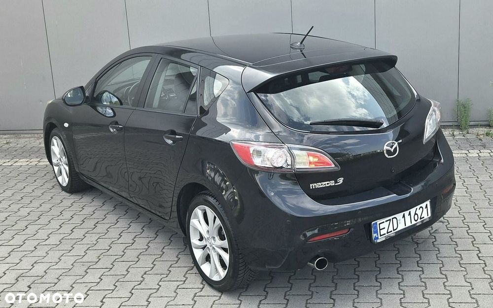 Mazda 3 1.6 CD Exclusive + - 12