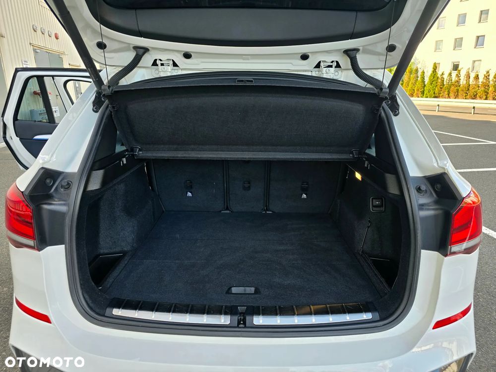BMW X1 xDrive20d M Sport - 12