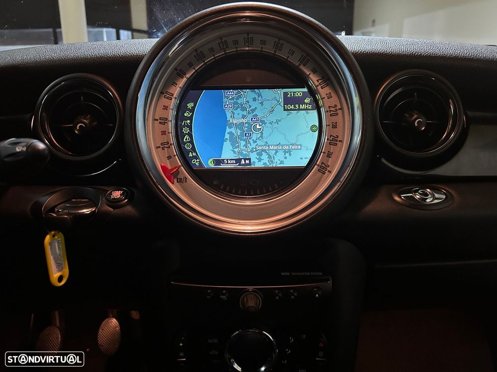 MINI Cabrio Cooper D - 22