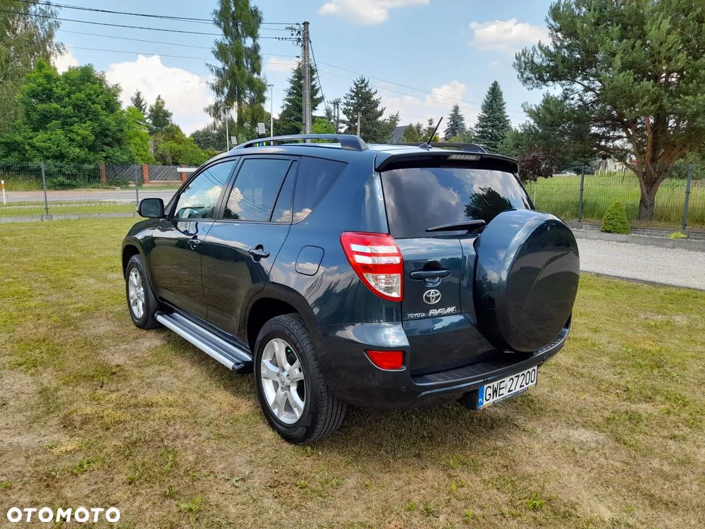 Toyota RAV4 2.2 D-4D Prestige - 14