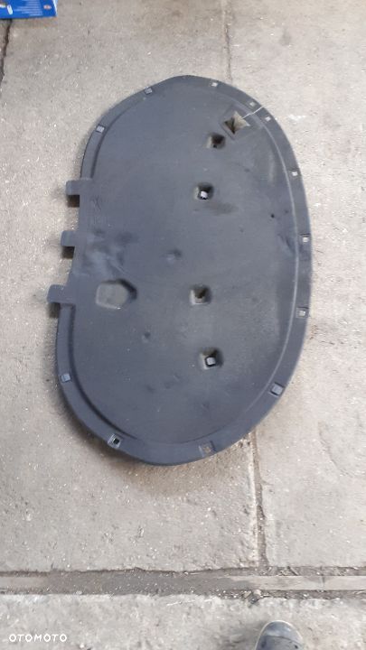 Wygłuszenie maski Passat B7 - 1