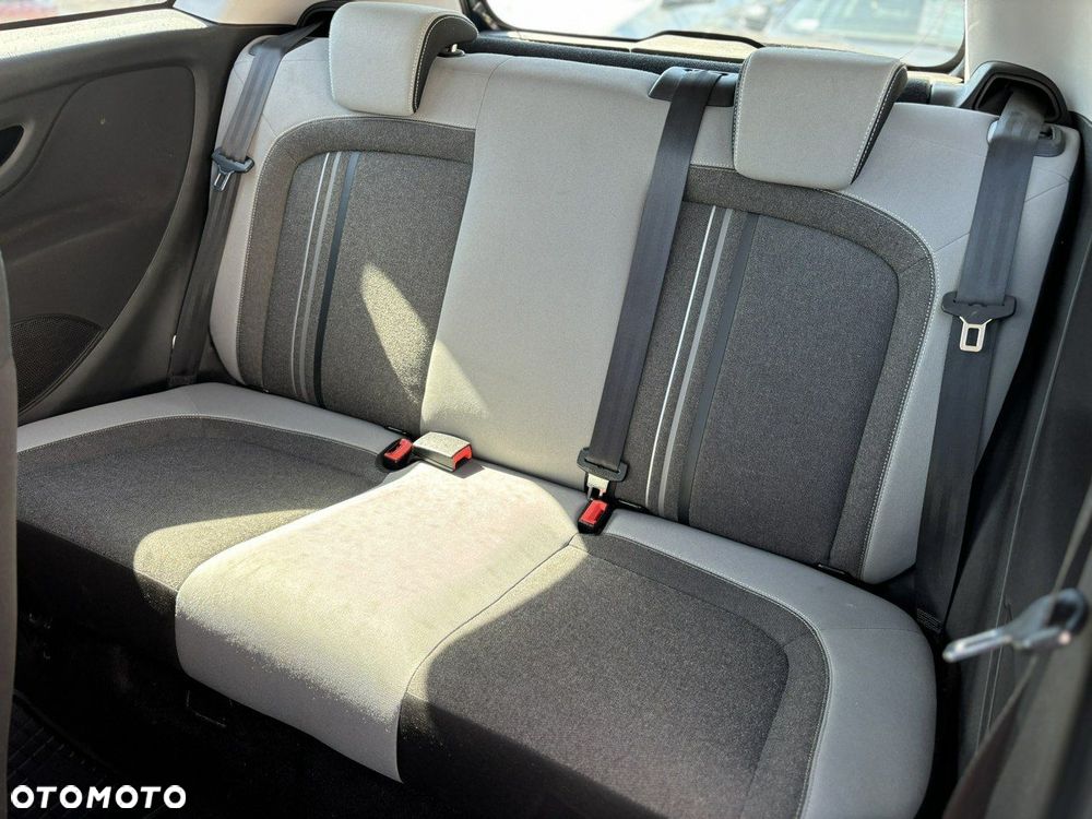 Fiat Grande Punto - 16