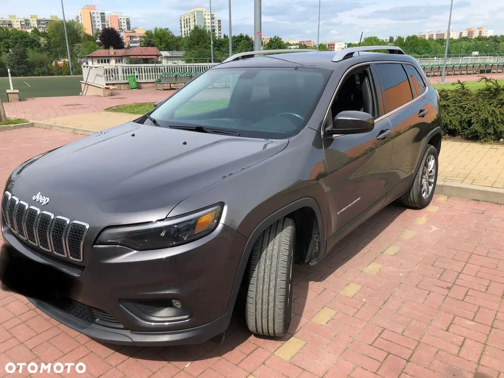 Jeep Cherokee - 1