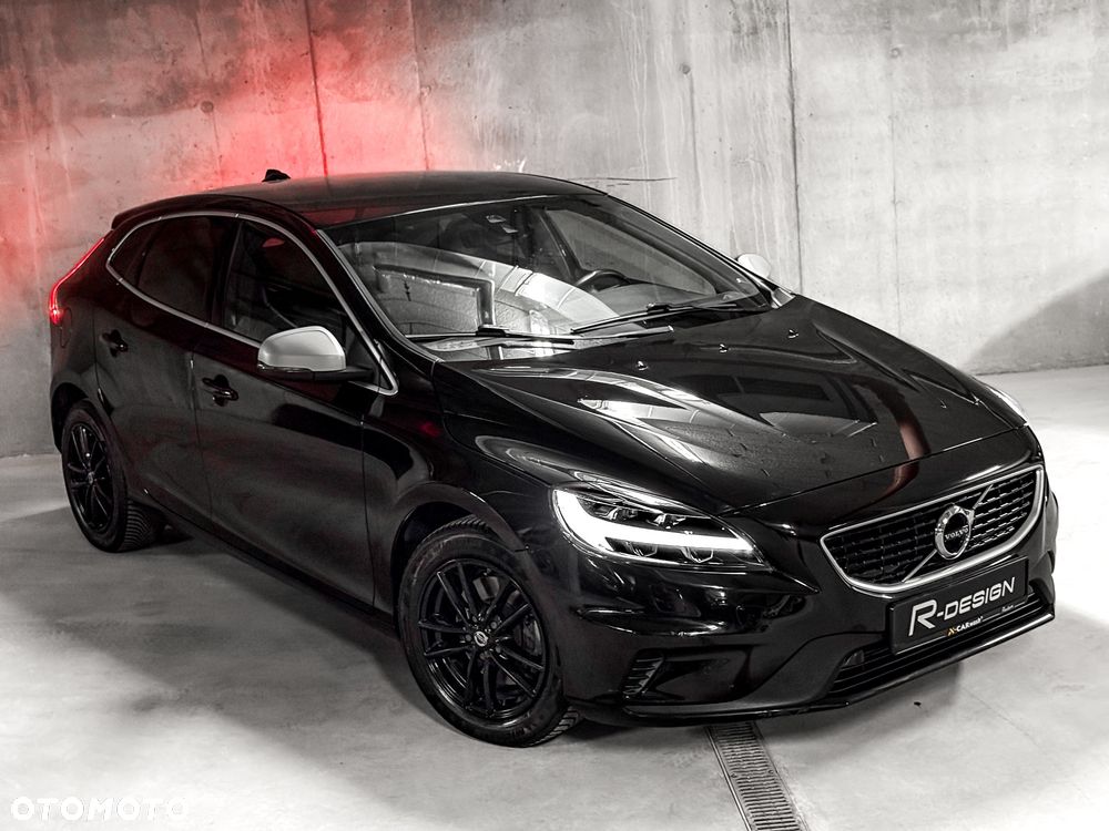 Volvo V40 T2 RDesign - 1