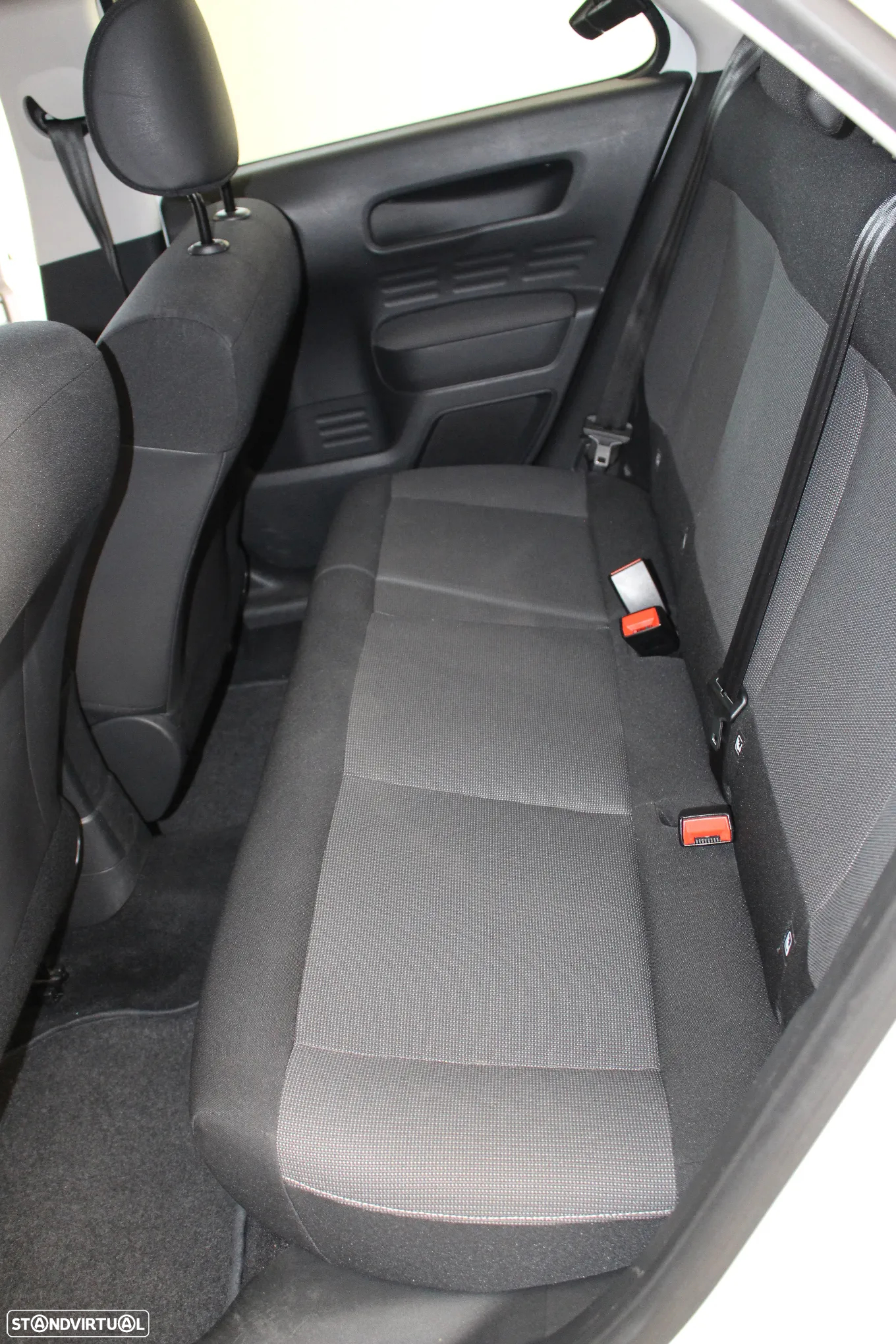 Citroën C4 Cactus 1.2 PureTech Shine - 16