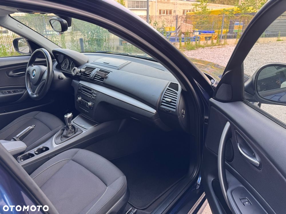 BMW Seria 1 116d - 11