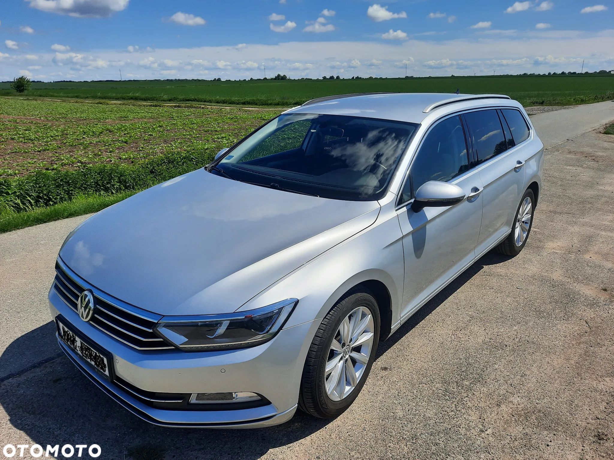 Volkswagen Passat Variant 2.0 TDI DSG (BlueMotion Technology) Comfortline - 1