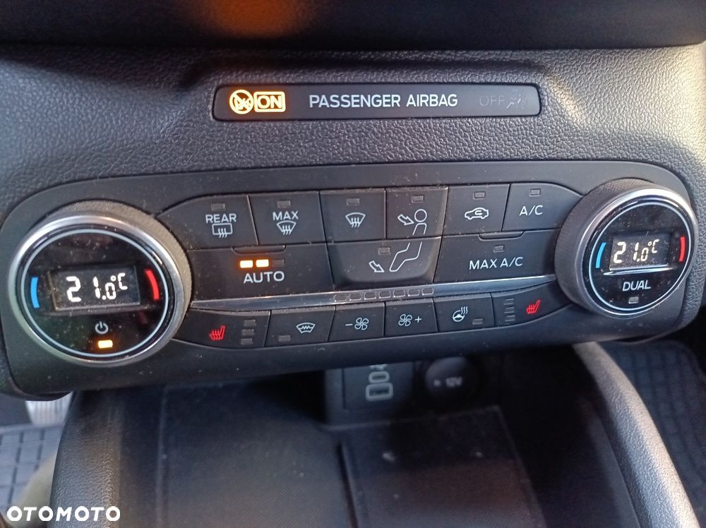 Ford Kuga 1.5 EcoBlue FWD Titanium - 24