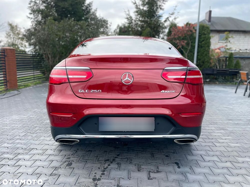 Mercedes-Benz GLC - 11