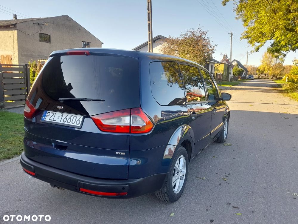 Ford Galaxy - 7