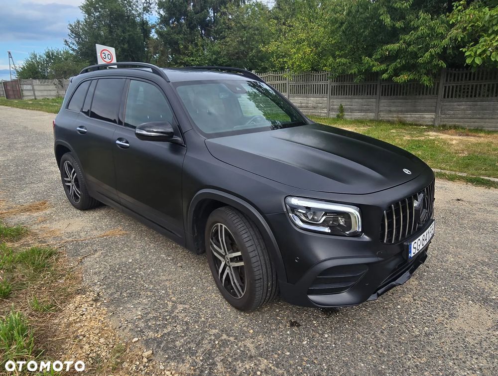 Mercedes-Benz GLB 250 8G-DCT AMG Line - 2