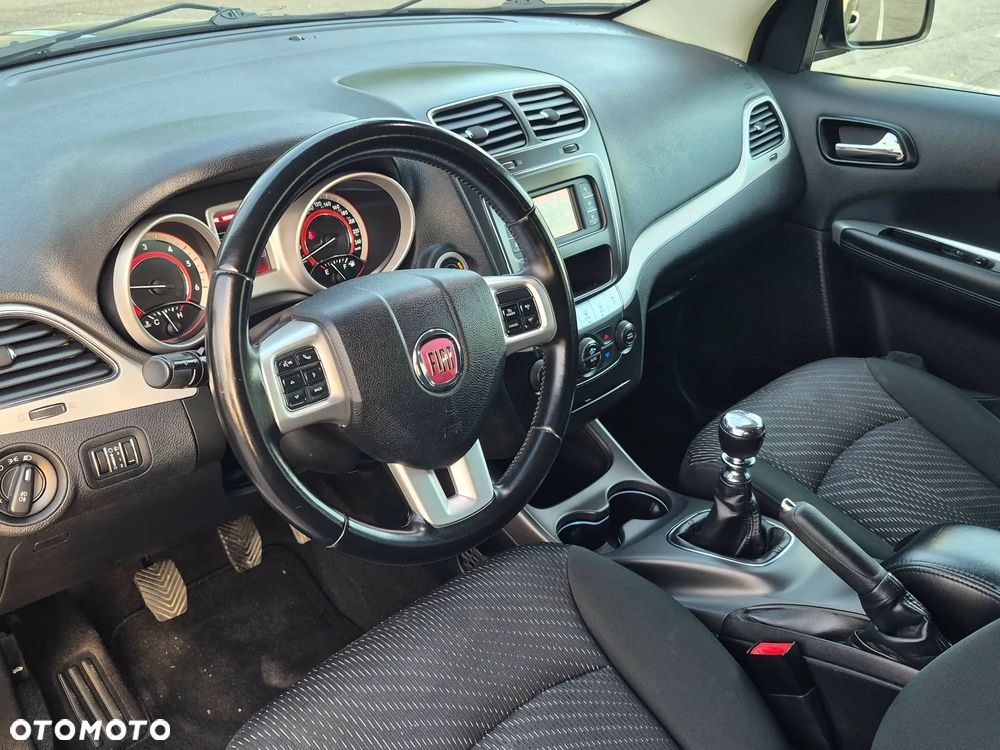 Fiat Freemont 2.0 Multijet 16V DPF Urban - 12