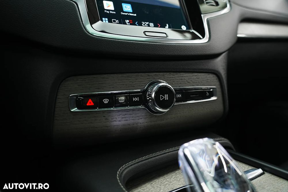 Volvo XC 90 B5 D AWD Ultimate Dark - 40