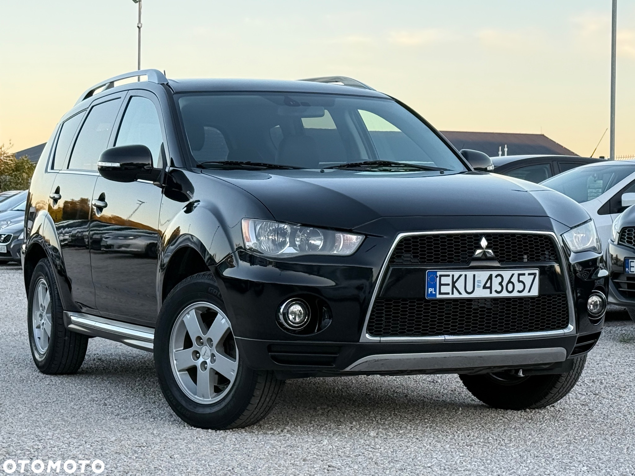 Mitsubishi Outlander 2.0 2WD CVT Invite - 14