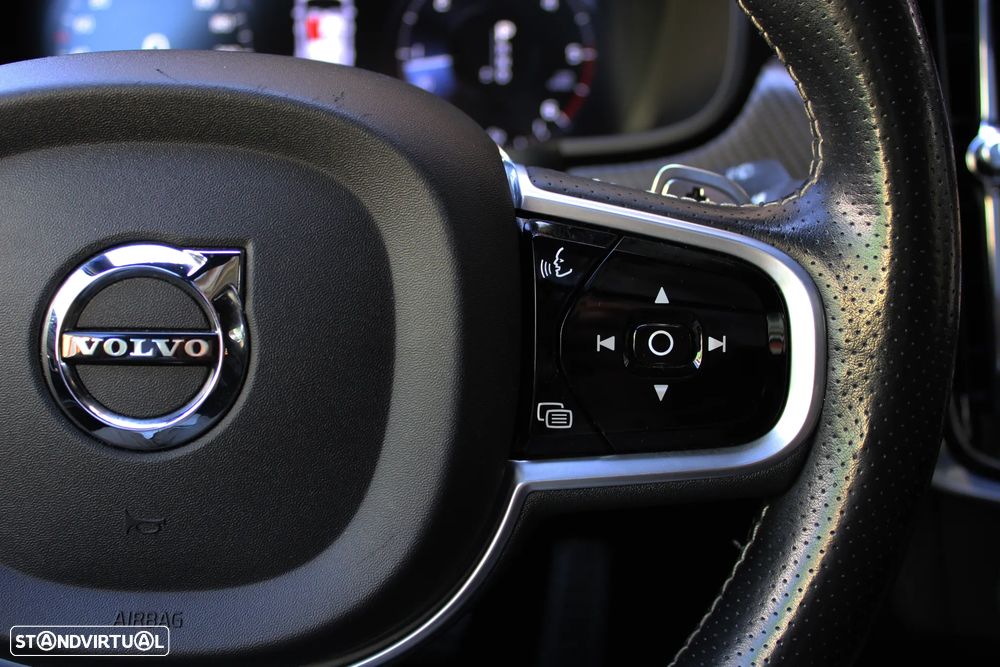 Volvo V90 D5 AWD Geartronic R Design - 36