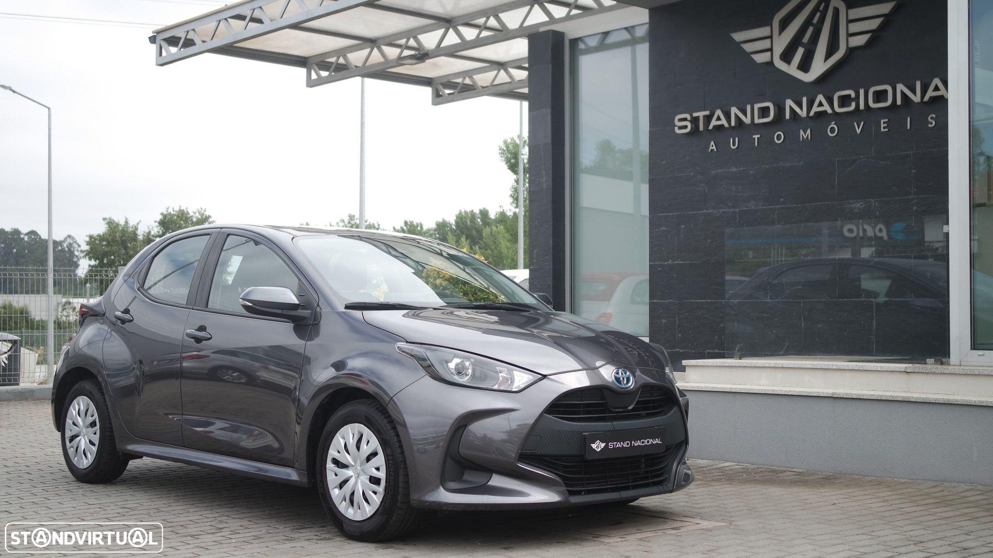 Toyota Yaris - 5