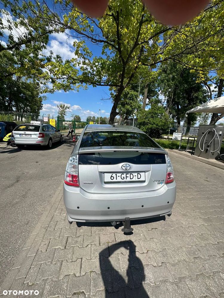 Toyota Prius 1.5 VVT-i Sol - 10